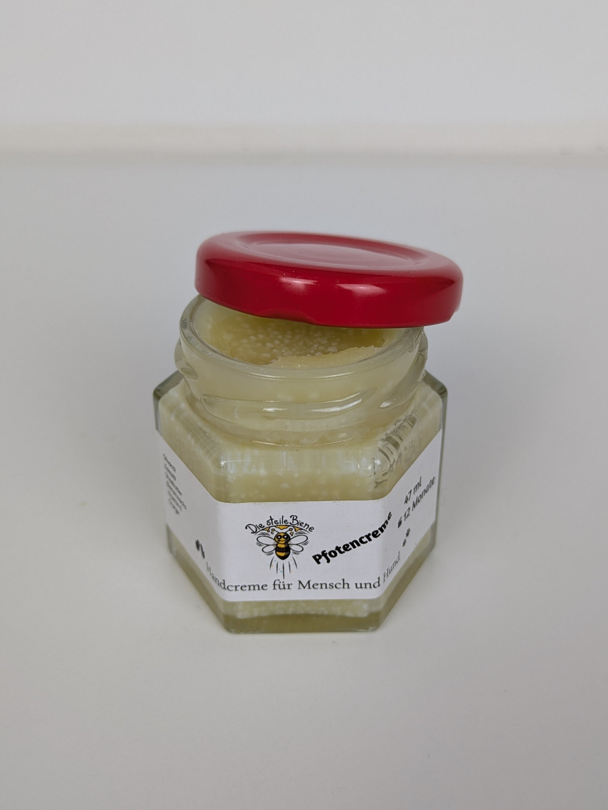 Natürliche Pfoten- und Handcreme im Schraubglas – handgemacht“