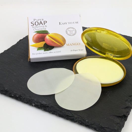 Papierseife Mango – Handliche Seifenblättchen mit exotischem Mango-Duft für unterwegs