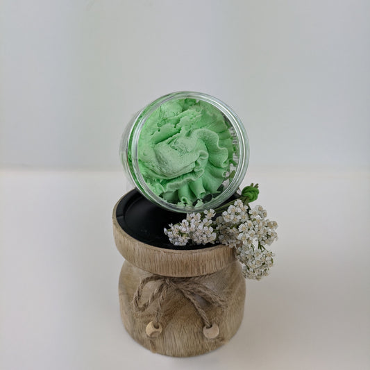 Schlagseife Stachelbeere – Handgemachte, cremige Seife mit fruchtigem Stachelbeerduft