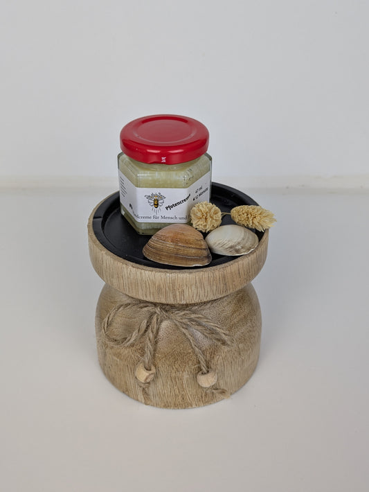 „Nachhaltige Haut- und Pfotenpflege mit Bienenwachs und Sheabutter“